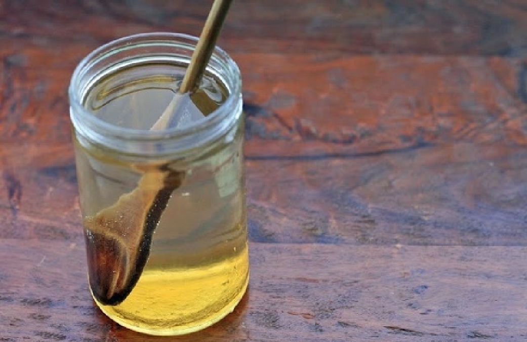 Découvrez ce qui se passe quand vous buvez de l’eau avec du miel à jeun